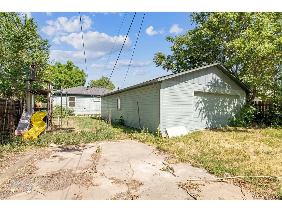 Photo of 2045 Newark St