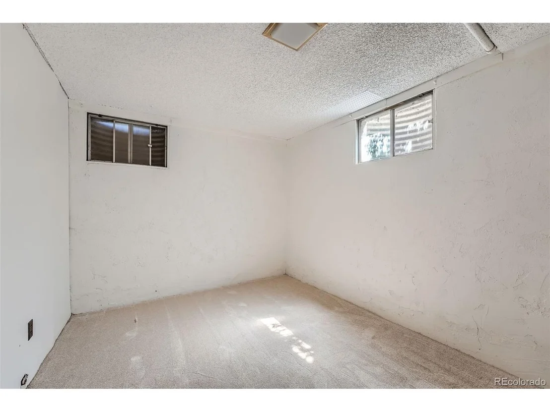 Photo of 9749 Sierra Dr