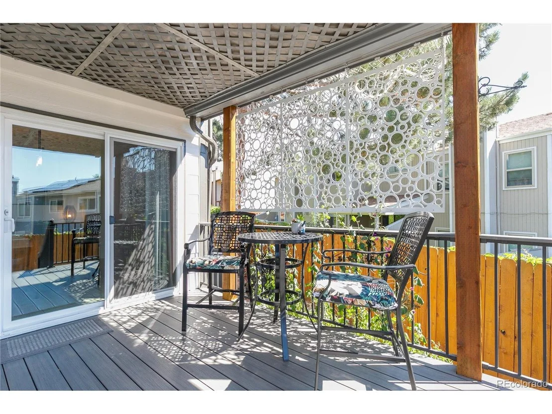 Photo of 5633 W 71st Pl
