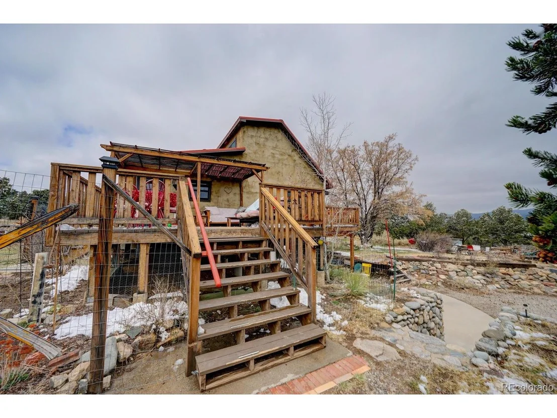 Photo of 6485 Divide Dr