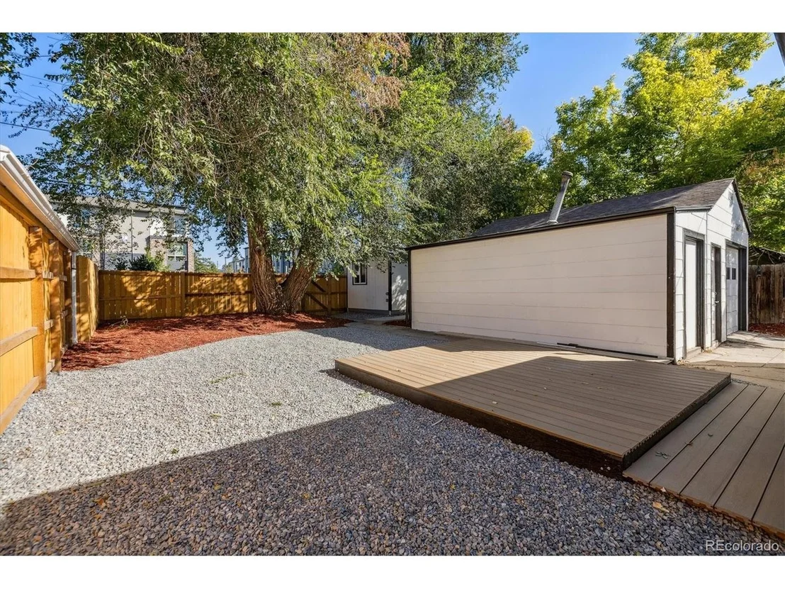 Photo of 6875 Reno Dr