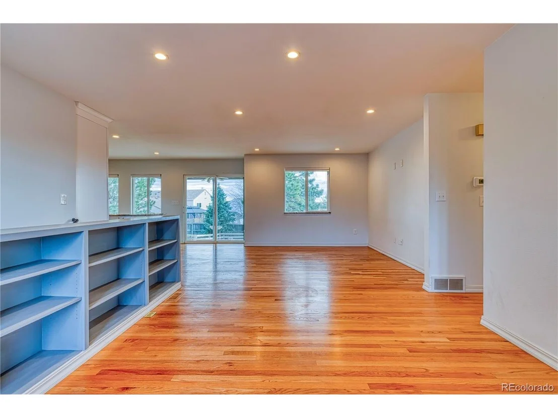 Photo of 6812 Blue Jay Dr