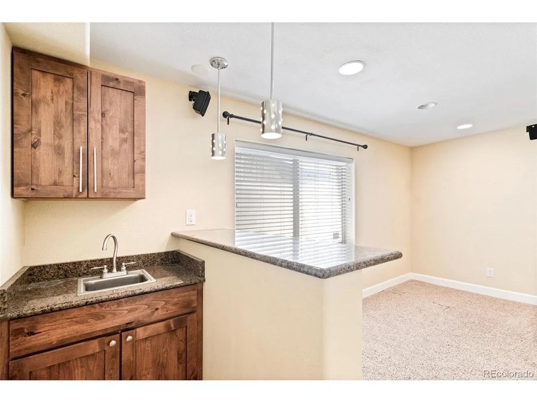Photo of 9389 Branham Dr