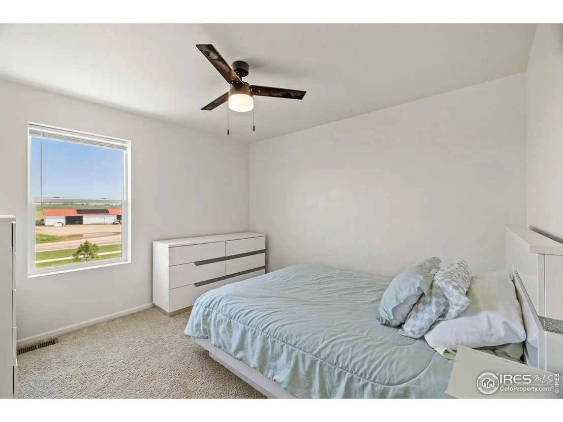 Photo of 147 Hidden Lake Dr