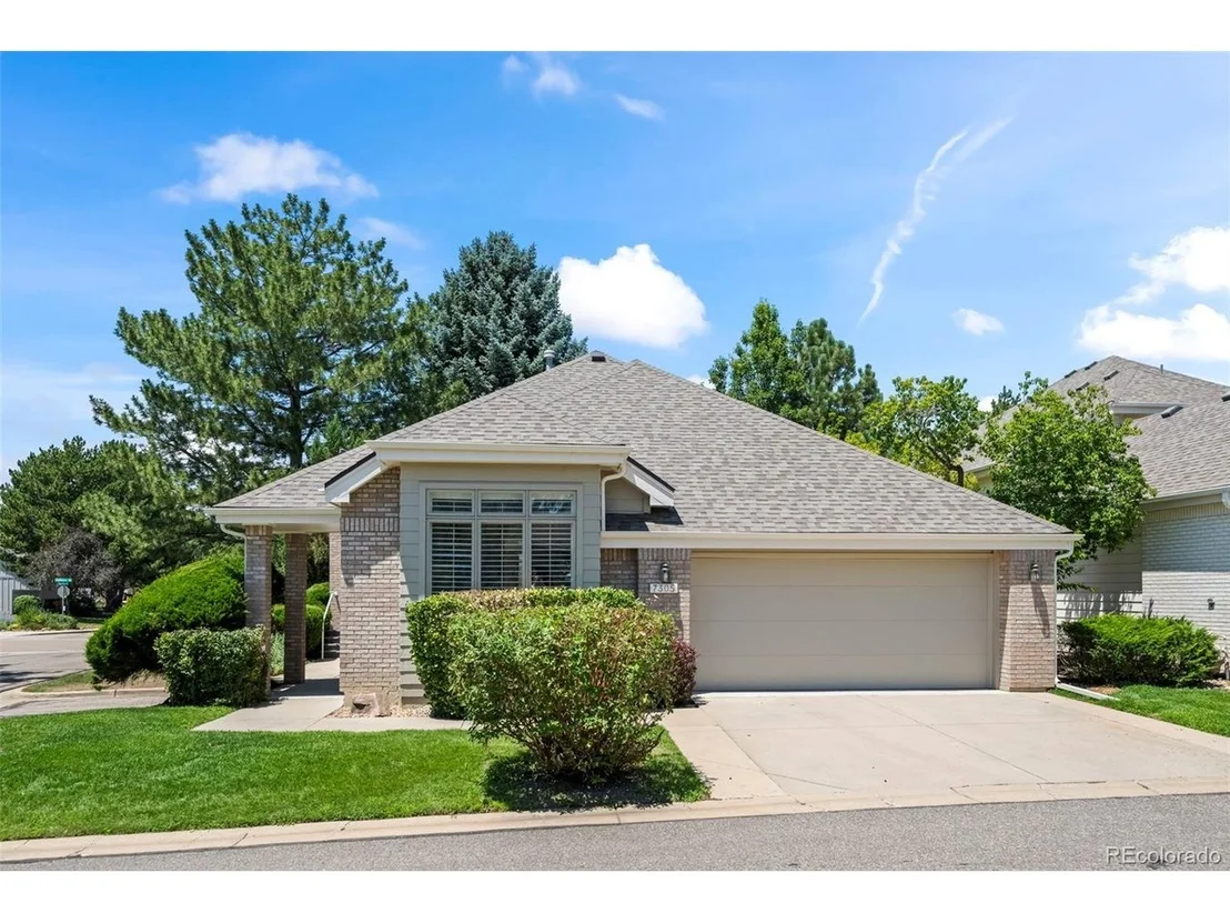 Photo of 7305 Windsor Dr