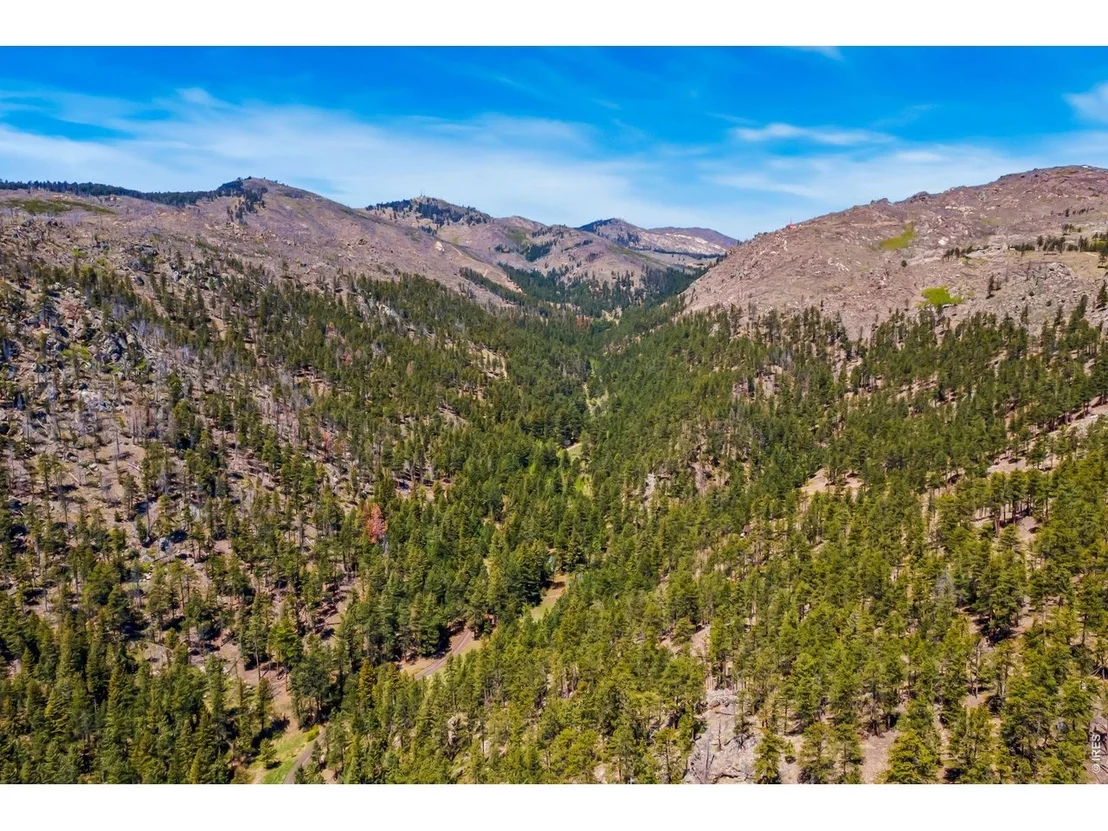 Photo of 1899 Spring Valley Rd