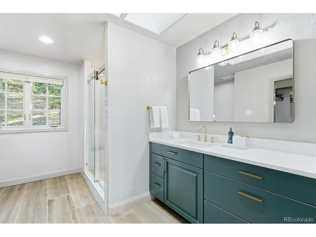 Photo of 33442 Meadow Mountain Rd