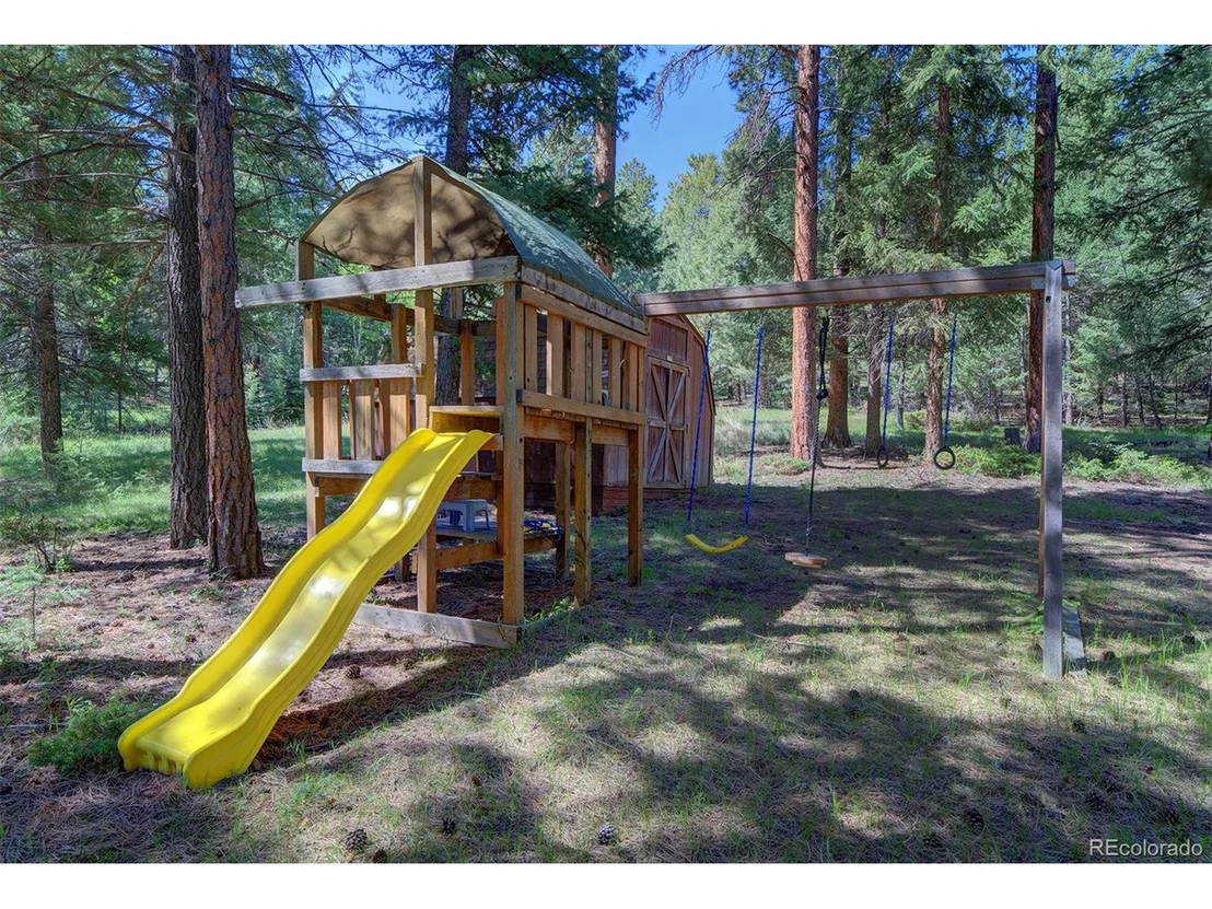 Photo of 8917 Surrey Dr