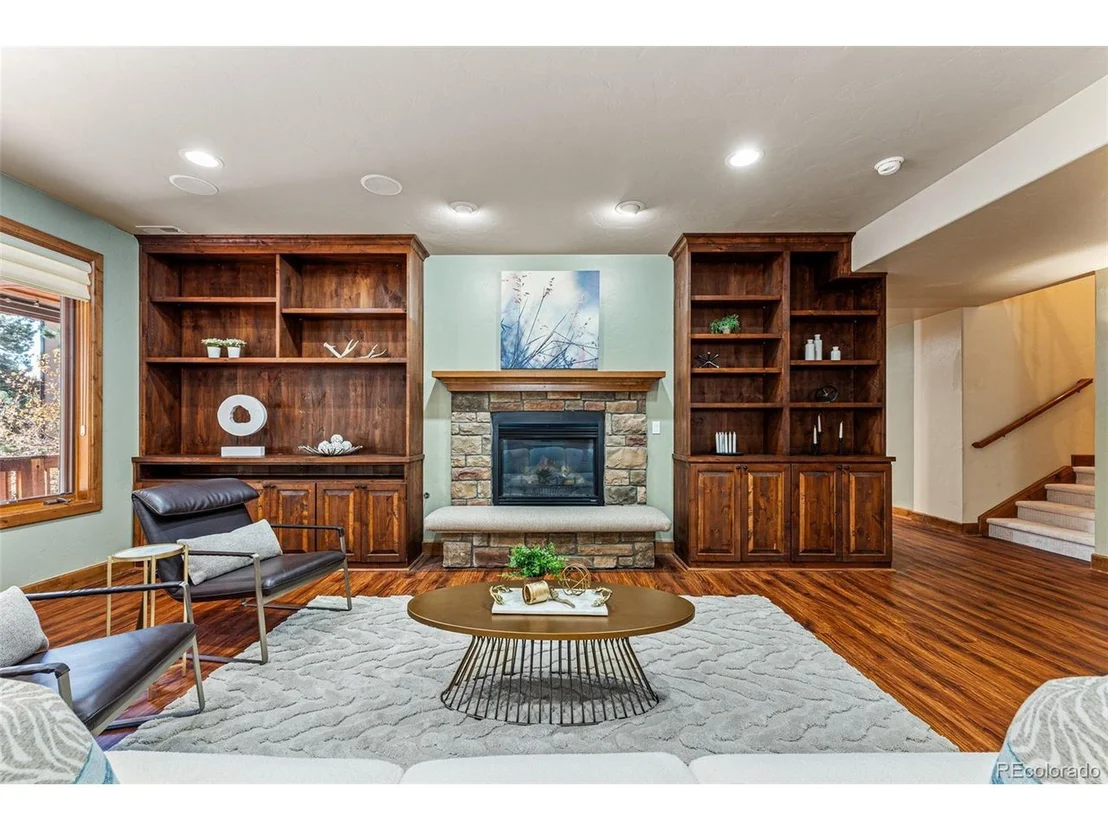 Photo of 2392 Saddleback Dr