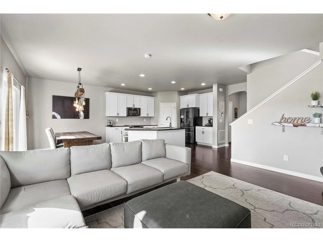 Photo of 1184 Sunrise Cir