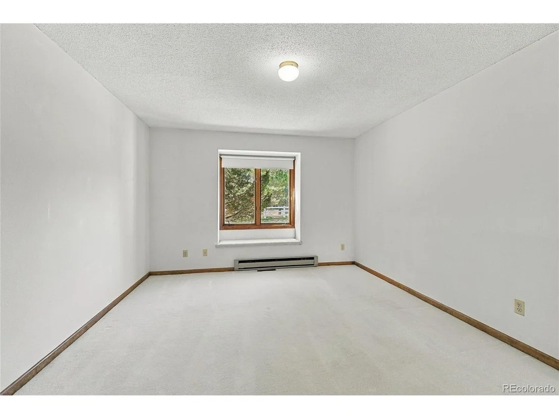 Photo of 9980 Heather Dr