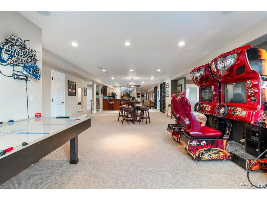 Photo of 7723 Devinney Ct