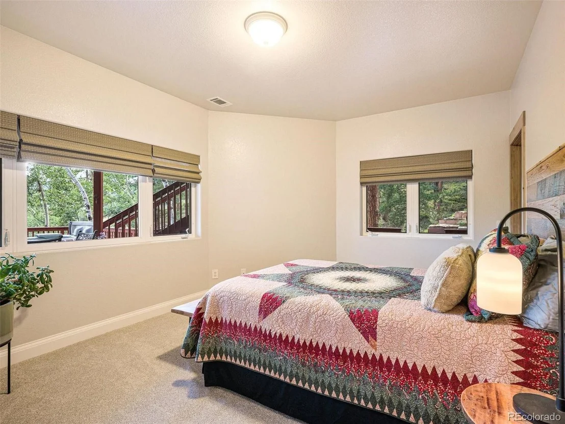 Photo of 137 Nuthatch Rd