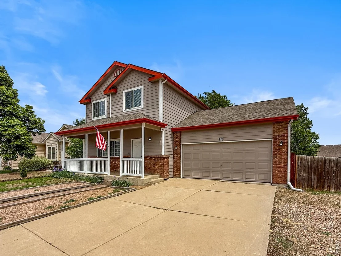 Photo of 918 Cliffrose Way