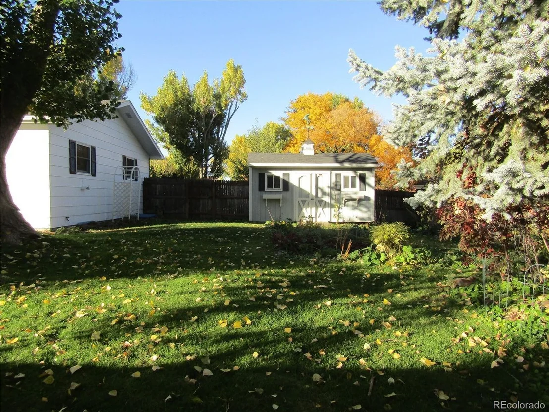 Photo of 2320 E Emerson