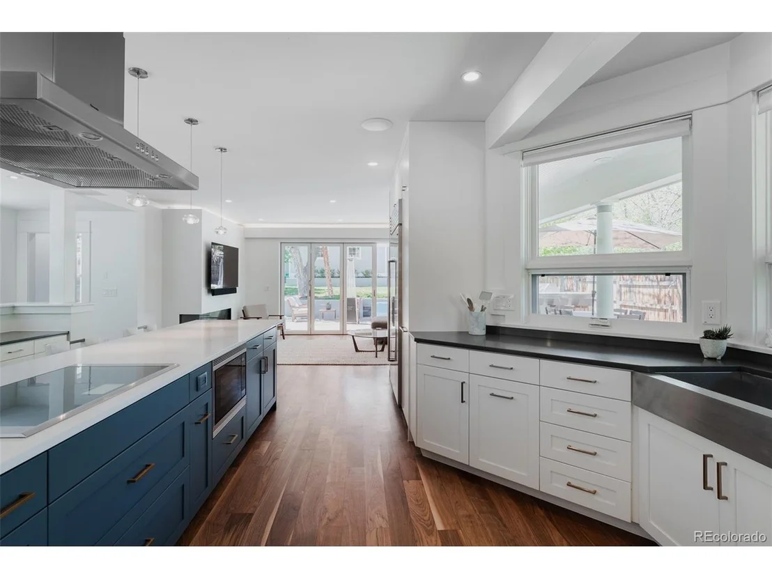 Photo of 504 Marine St