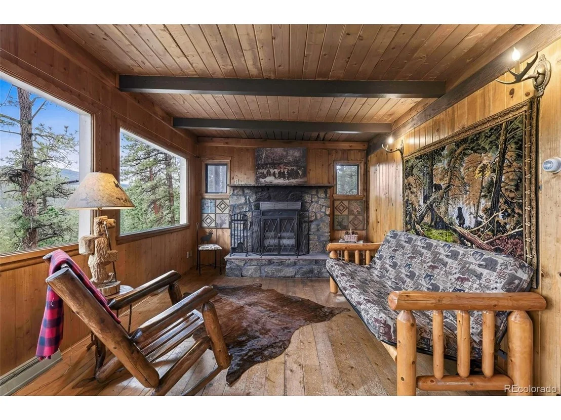 Photo of 354 Mesa Dr