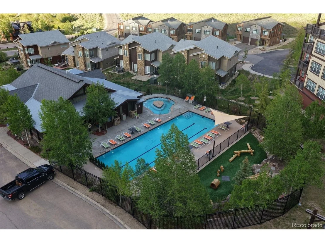 Photo of 680 Lone Eagle Dr
