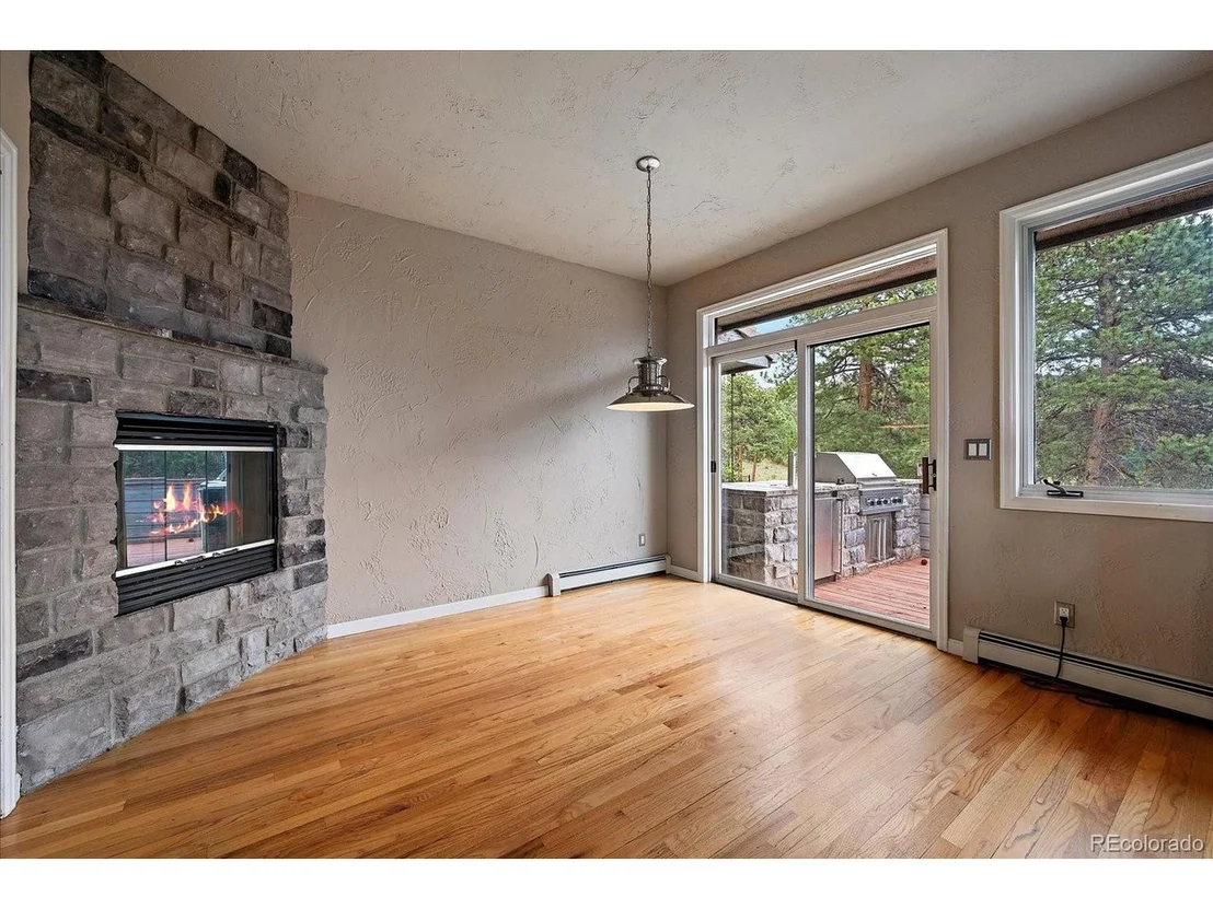 Photo of 395 Spring Ranch Dr