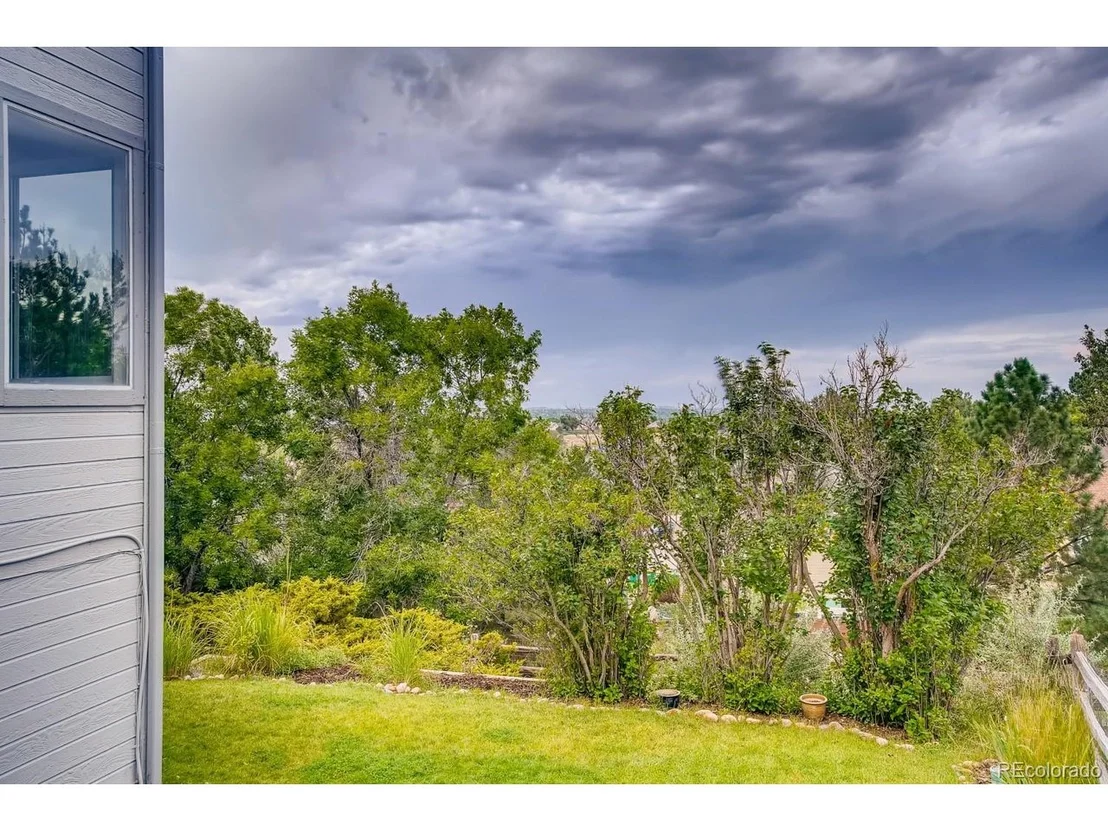 Photo of 11623 Laurel Ln