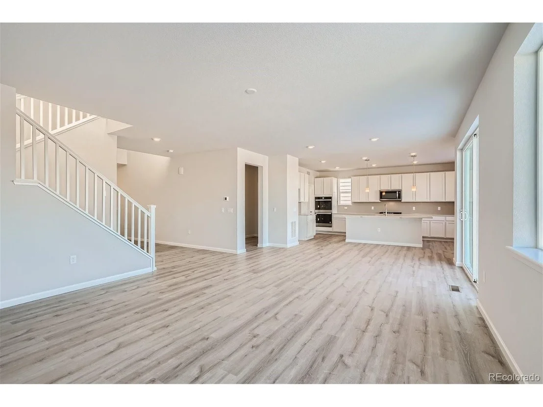Photo of 1300 Brookfield Pl