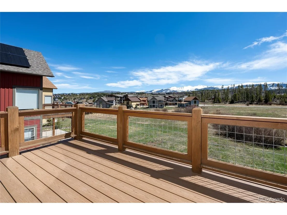 Photo of 205 Elk Ranch Rd
