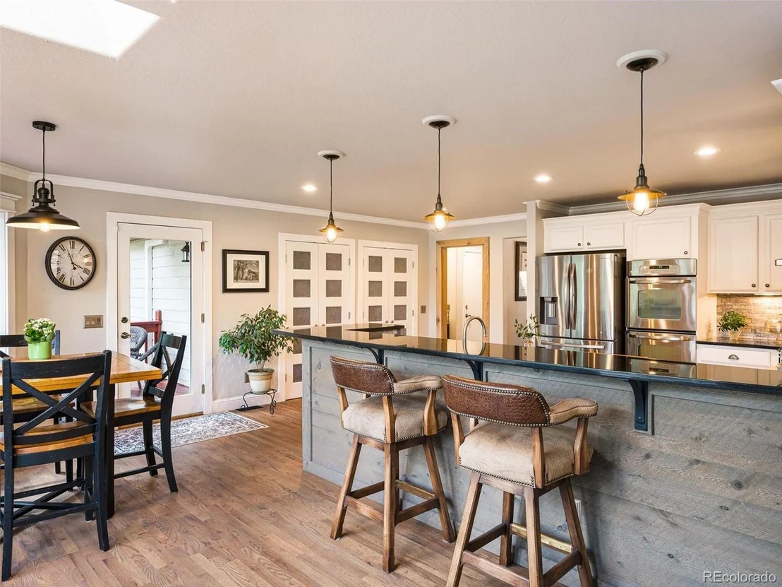 Photo of 137 Nuthatch Rd