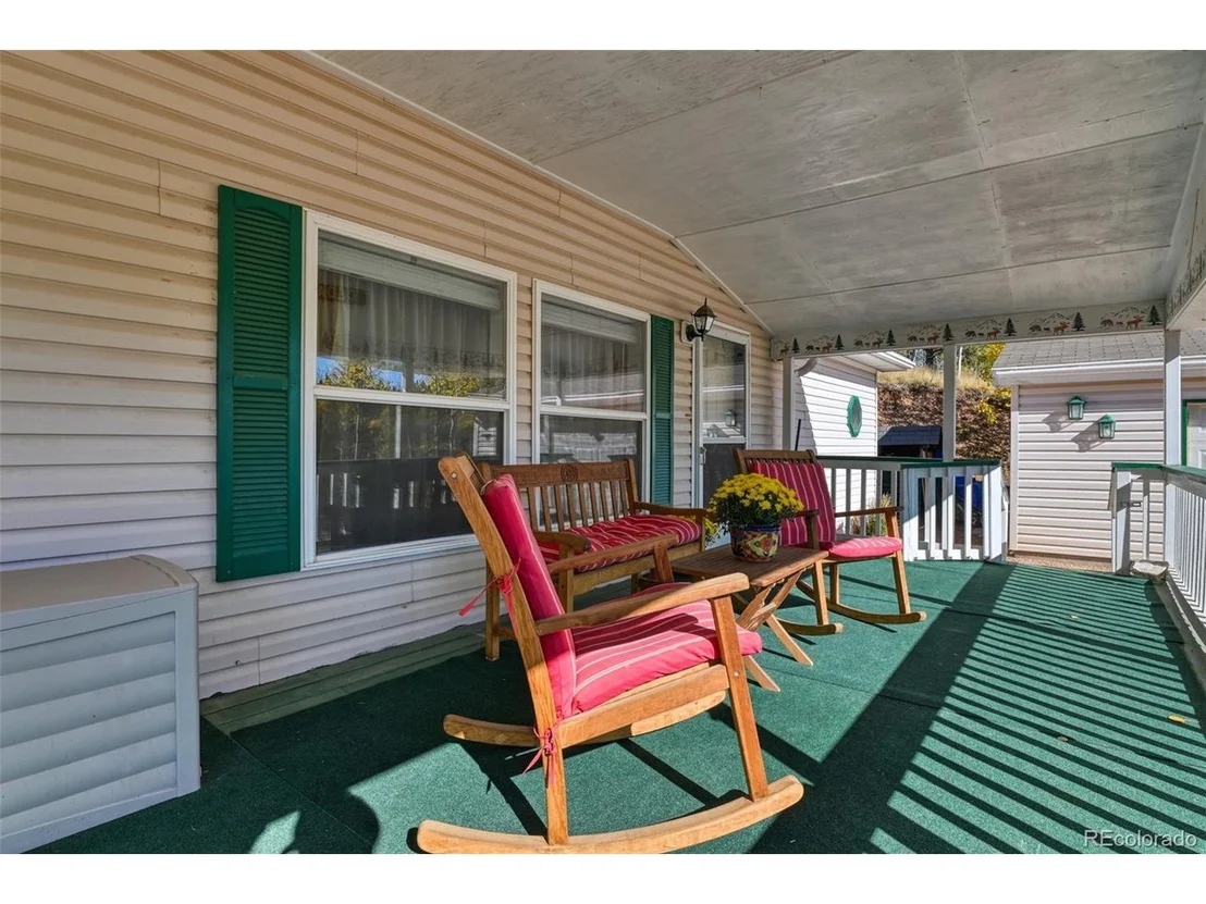 Photo of 1011 W Bison Creek Trl