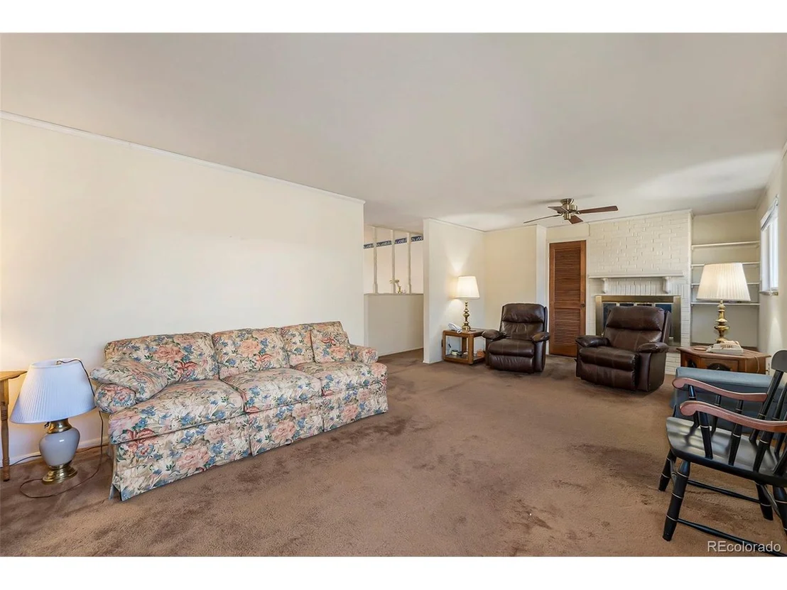 Photo of 217 Iowa Dr