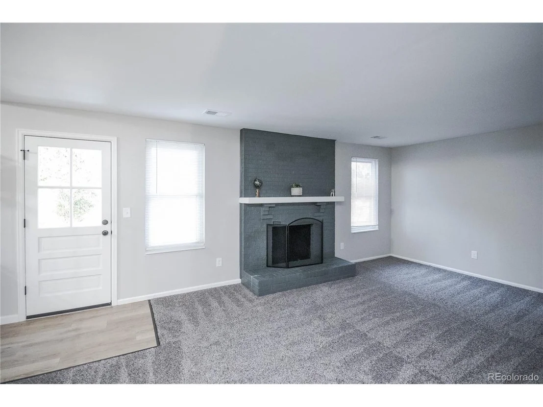 Photo of 17657 E Prentice Cir