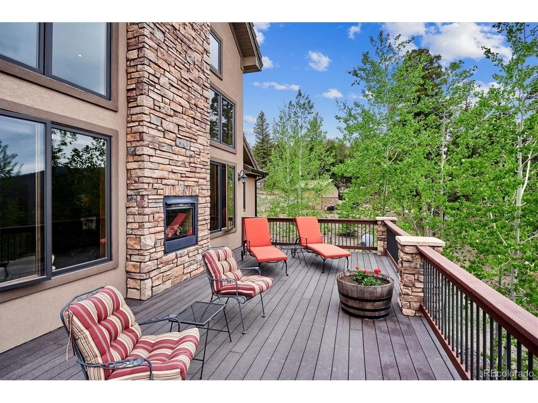 Photo of 11405 Conifer Ridge Dr