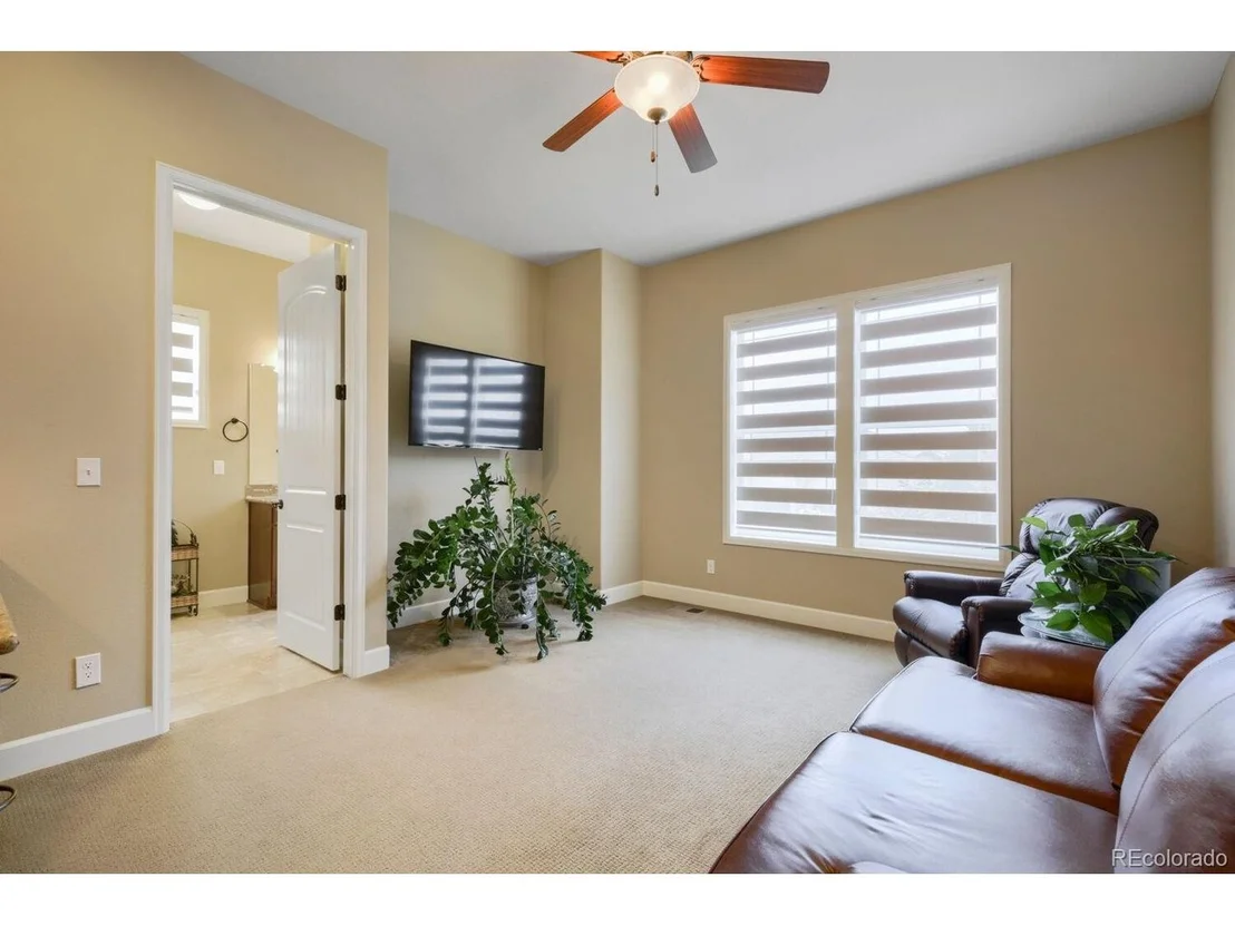 Photo of 9432 Noble Way