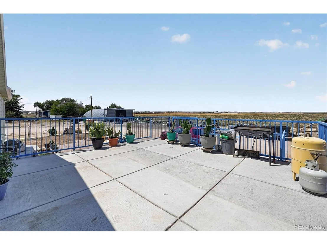Photo of 32189 County Road 16