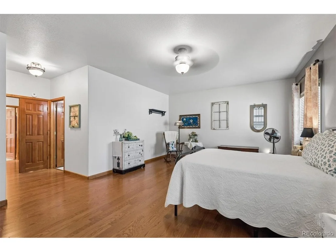 Photo of 33 Sandra Ln