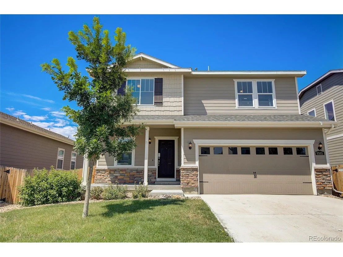Photo of 9565 Dexter Ln