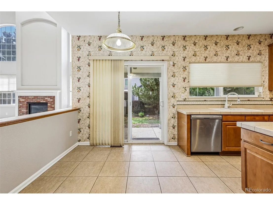 Photo of 5974 Sparrow Ave