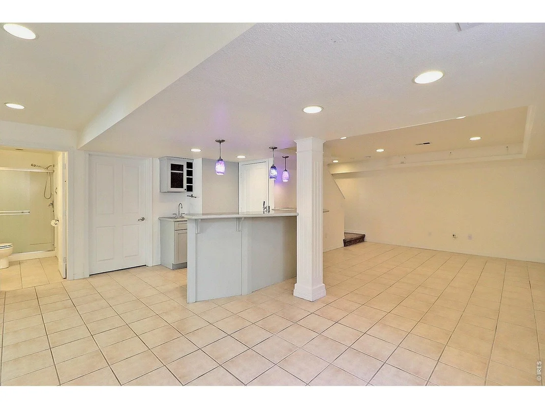 Photo of 324 53rd Ave