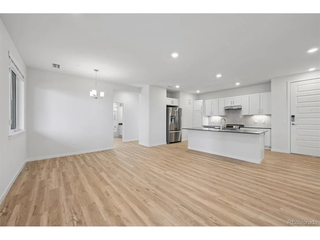 Photo of Unit 2206 at 485 Interlocken Blvd