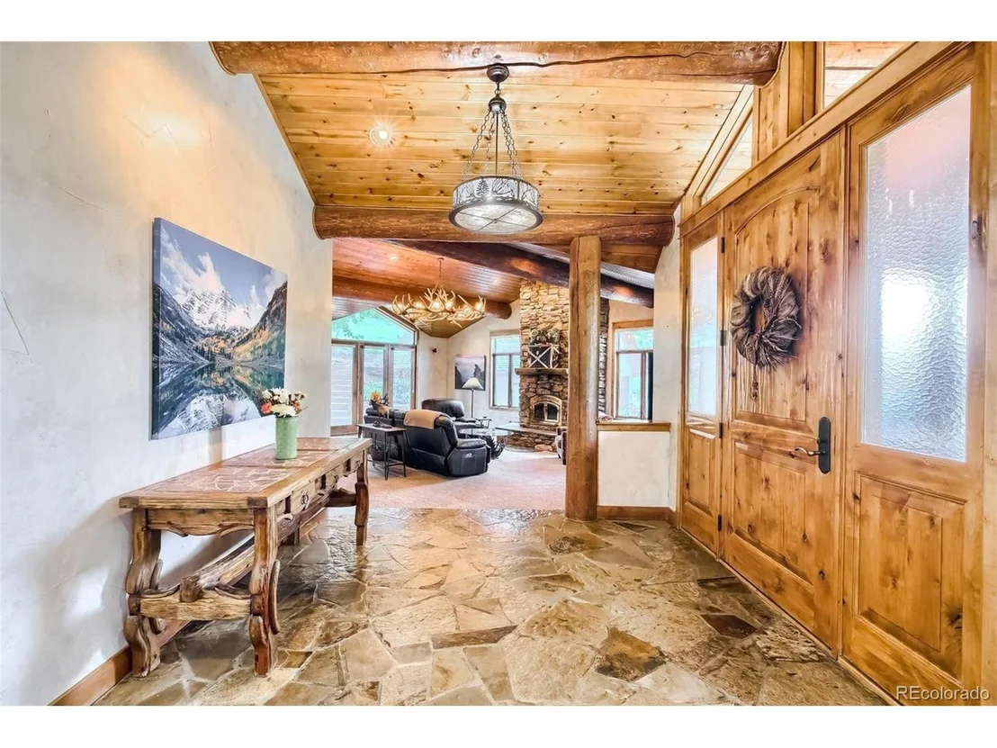 Photo of 5335 Pine Ridge Rd