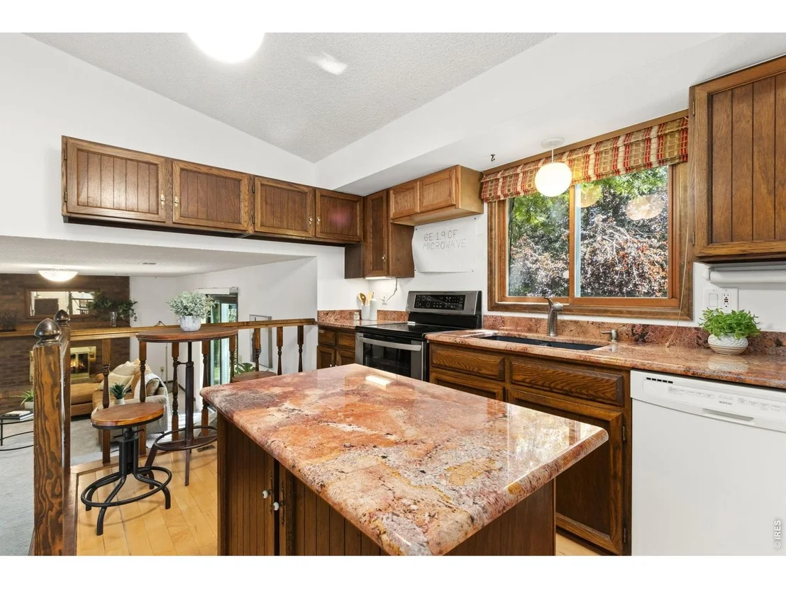 Photo of 1319 Centennial Rd