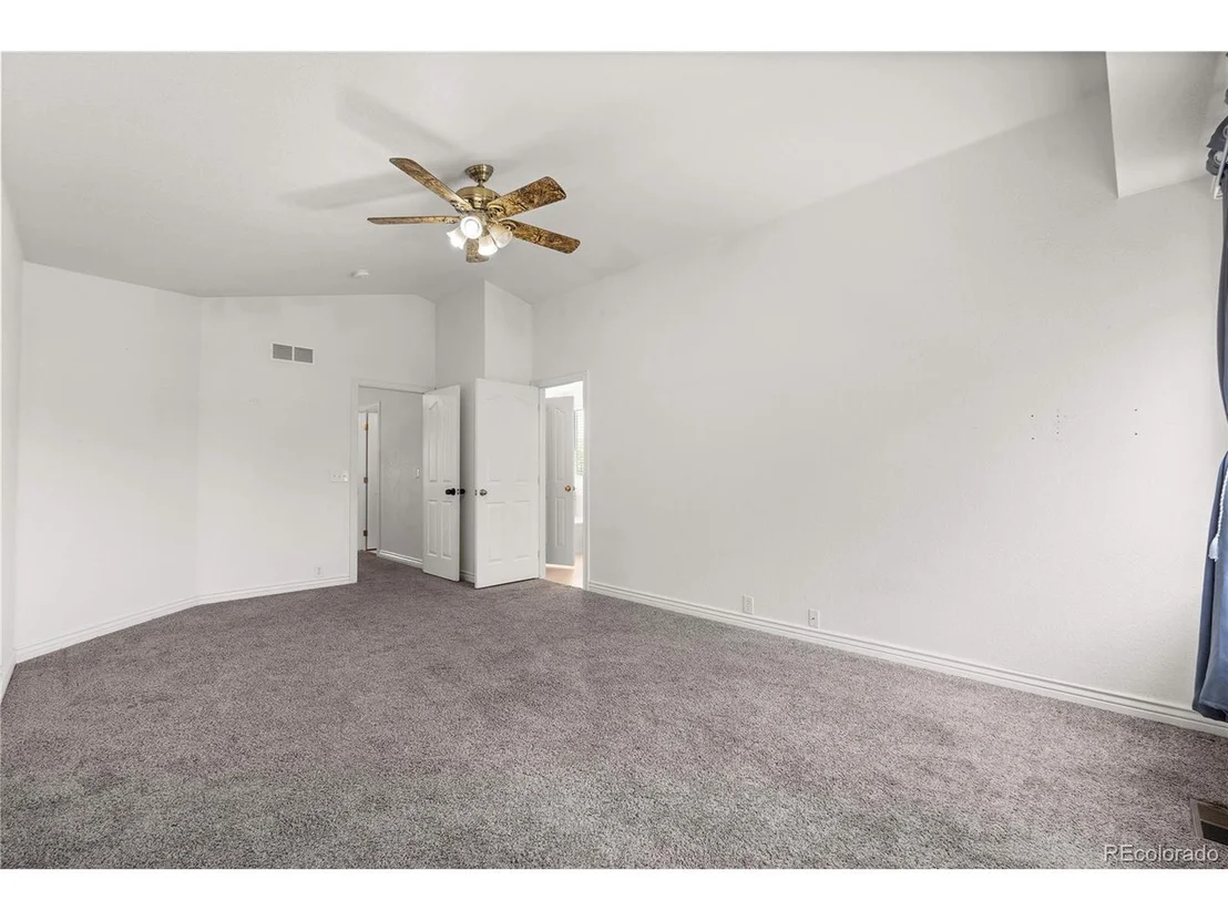 Photo of 9941 Chambers Dr