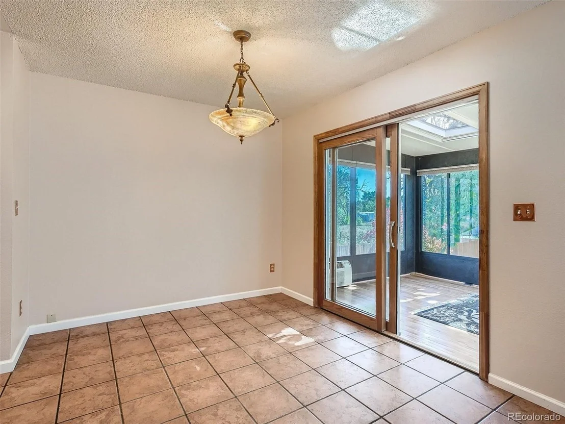 Photo of 5524 W 60th Pl