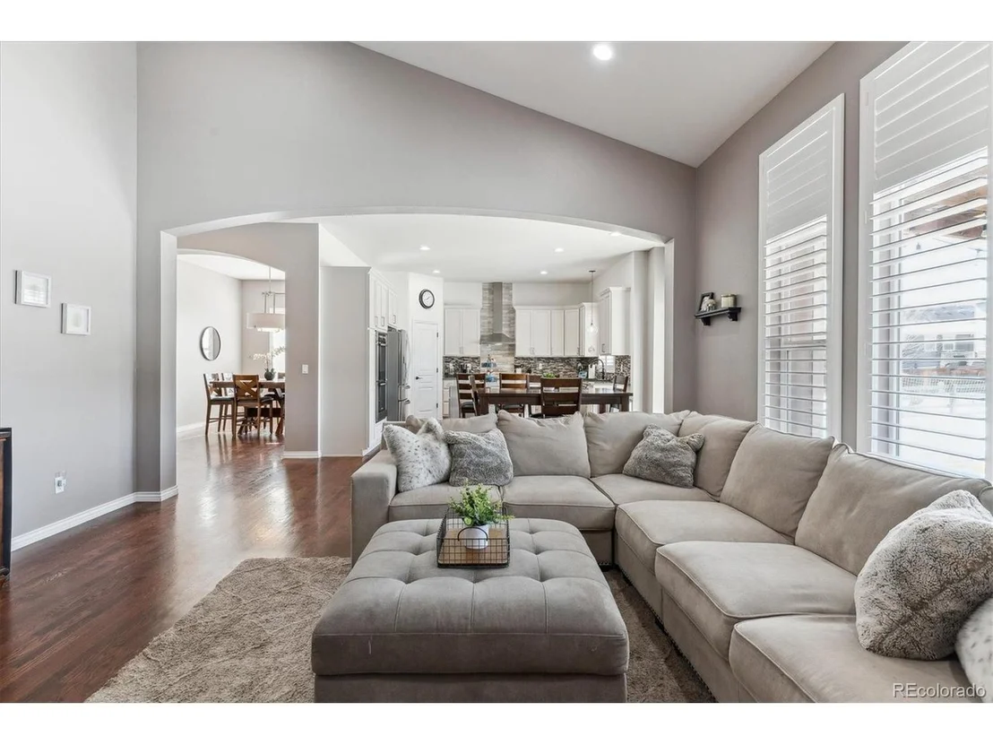 Photo of 8939 Devinney Ct
