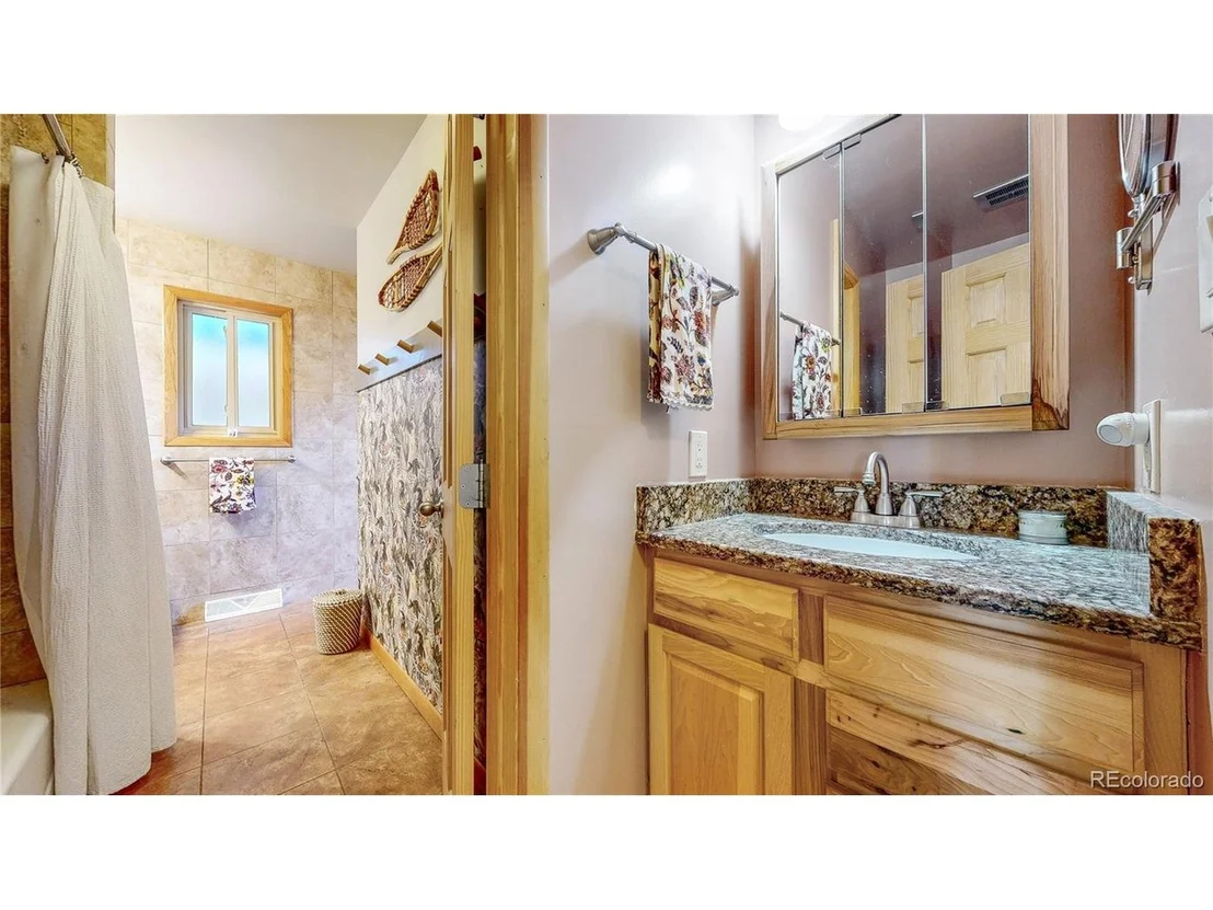 Photo of 27976 Lupine Dr