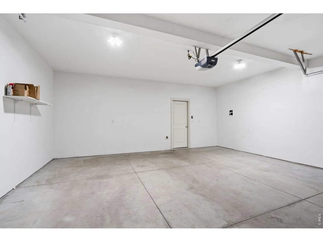 Photo of Unit D3 at 710 Oregon Trl