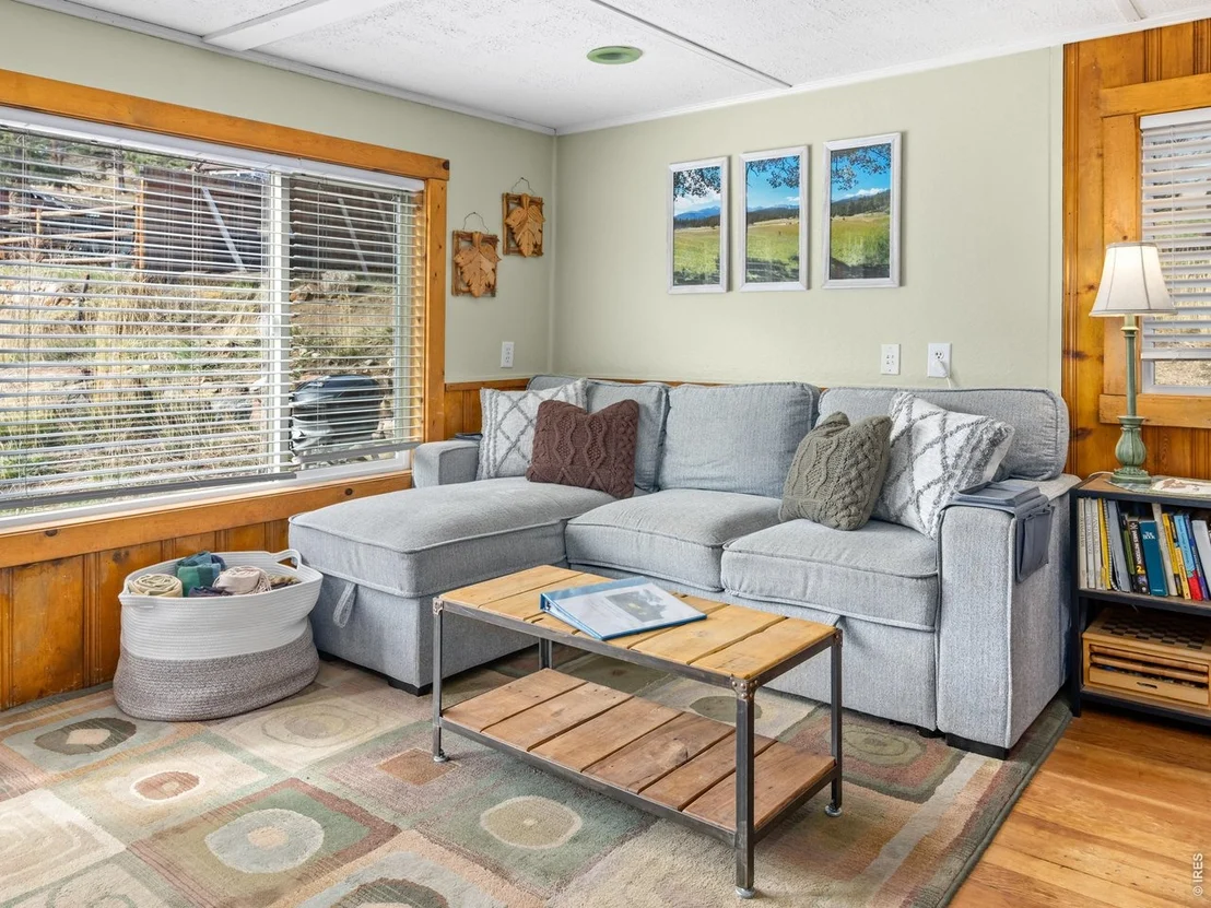 Photo of 2242 Eagle Cliff Rd