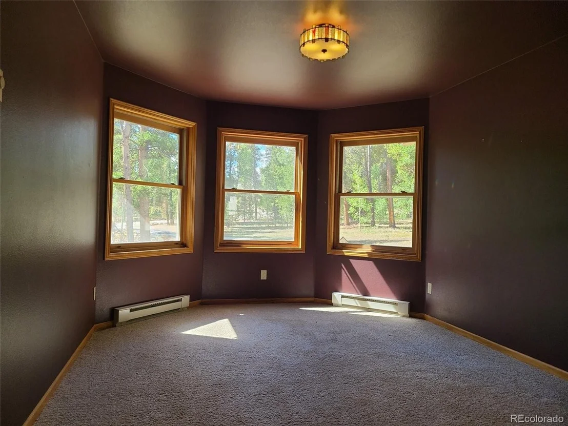 Photo of 757 Thompson Park Rd