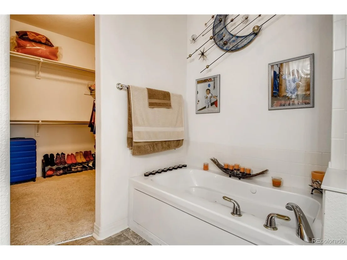 Photo of Unit B at 3325 W 111th Loop