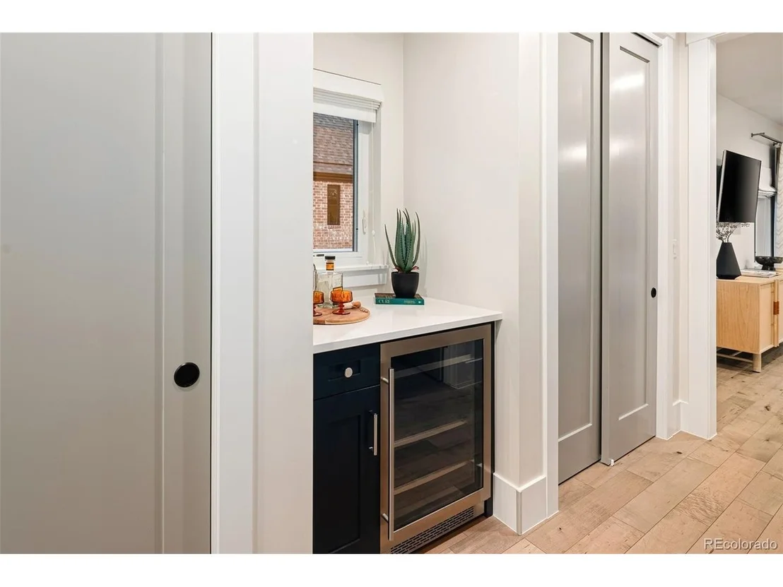 Photo of 20 Ivanhoe St