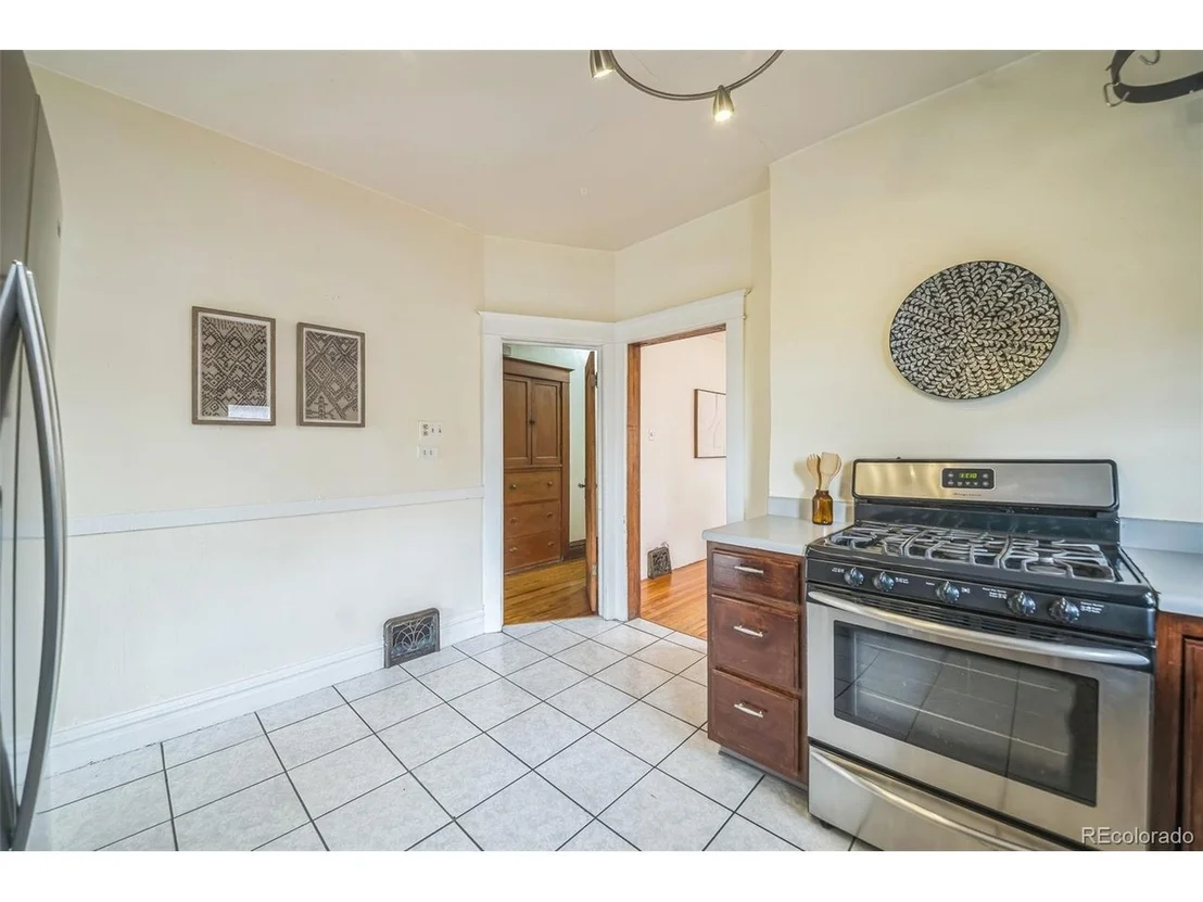 Photo of 3024 W Denver Pl